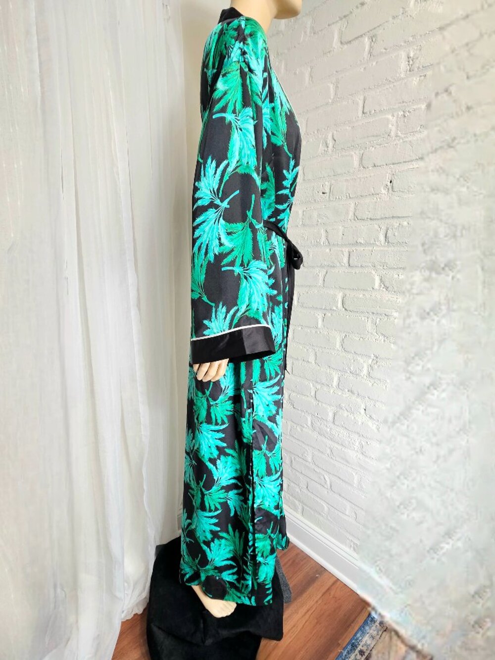 Fe Noel x Target Feathered Palm Print Robe & Wide Leg Pants Set Size XL Black - Picture 7 of 16